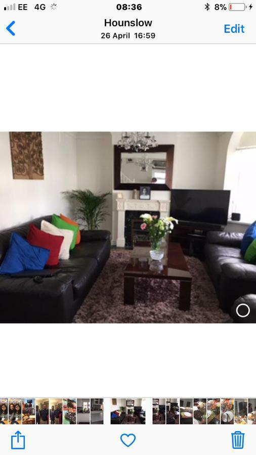 House Apartment เฮาน์สโลว์ ภายนอก รูปภาพ